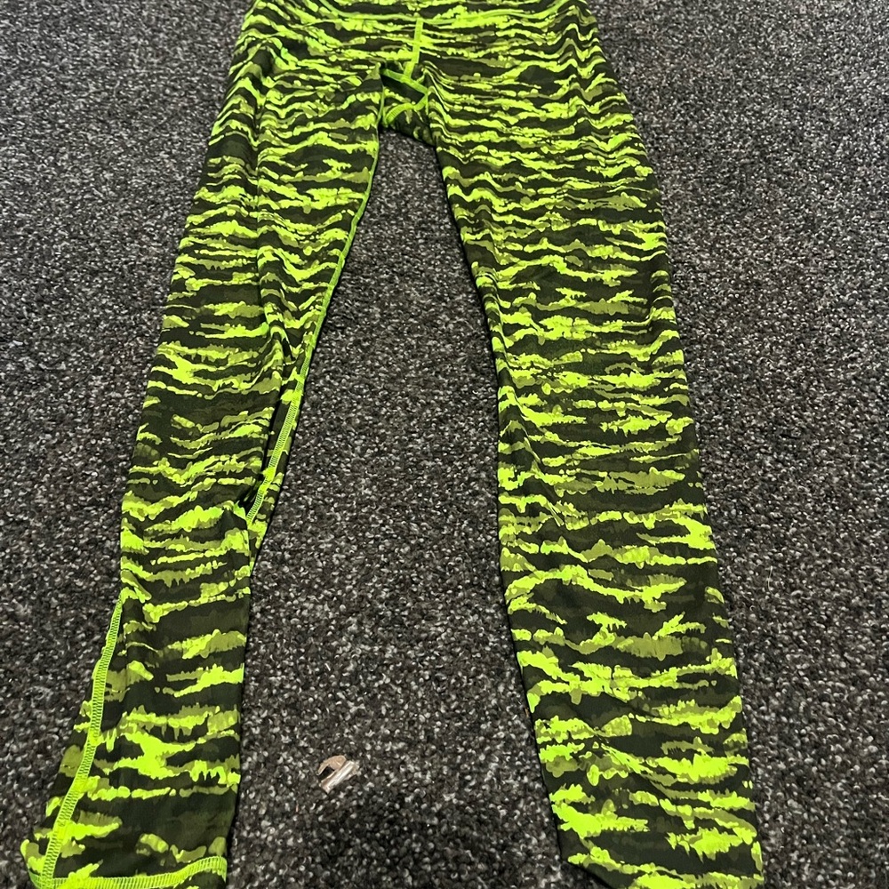 Fabletics Vibrant Green and Black Patterned Leggings